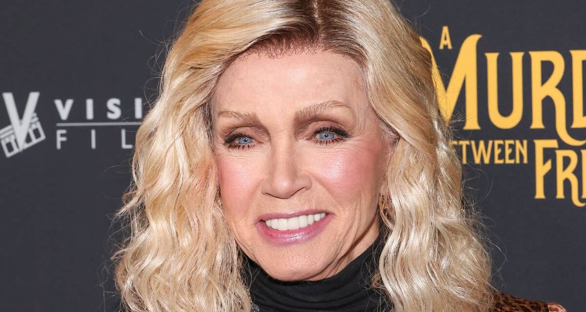 La star de Knots Landing, Donna Mills, 85 ans, répond au commentaire âgiste