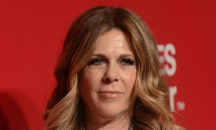 L&rsquo;épouse de Tom Hanks, Rita Wilson, révèle un secret de famille choquant que son père a laissé derrière lui