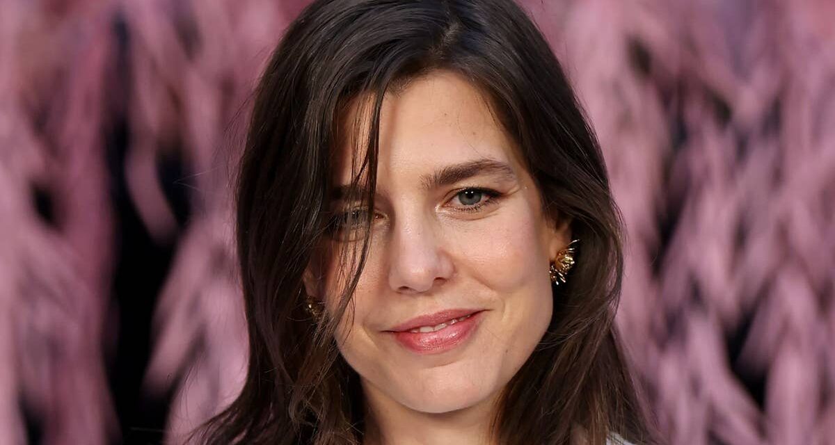 Charlotte Casiraghi de Monaco fait ses débuts publics avec son nouveau petit ami Nicolas Mathieu