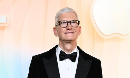 L&rsquo;incroyable fortune de Tim Cook révélée alors qu&rsquo;il quitte Apple après 15 ans