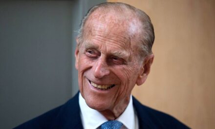 À l&rsquo;intérieur des années de retraite solitaire du prince Philip au chalet d&rsquo;Andrew Mountbatten-Windsor