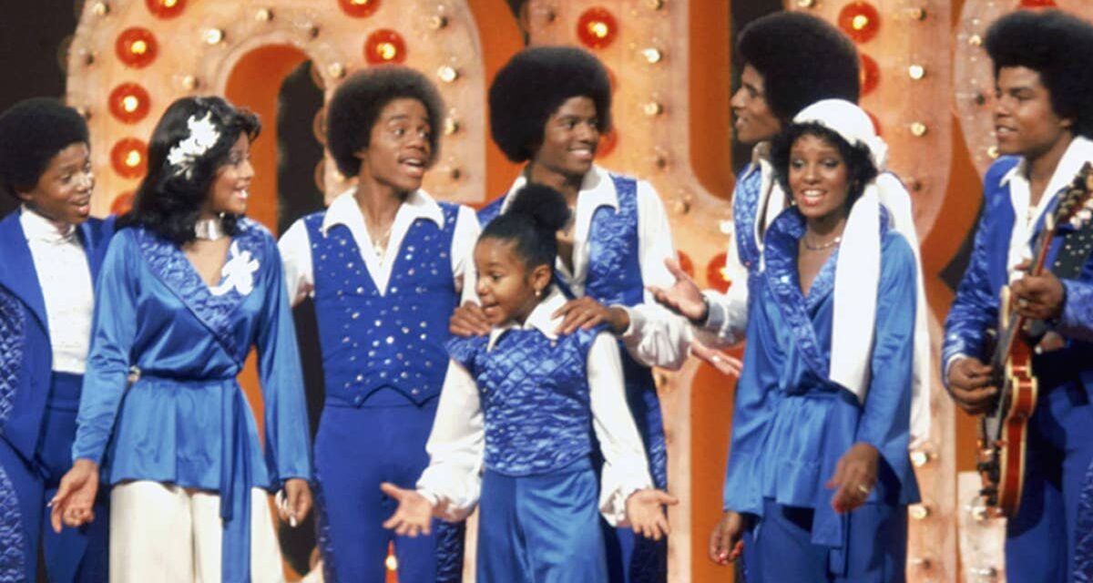 Comparaison de la valeur nette des frères et sœurs Jackson : des multimillionnaires aux faillites