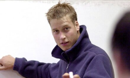 Le prince William nettoie les toilettes dans un logement étonnamment modeste pour une année sabbatique