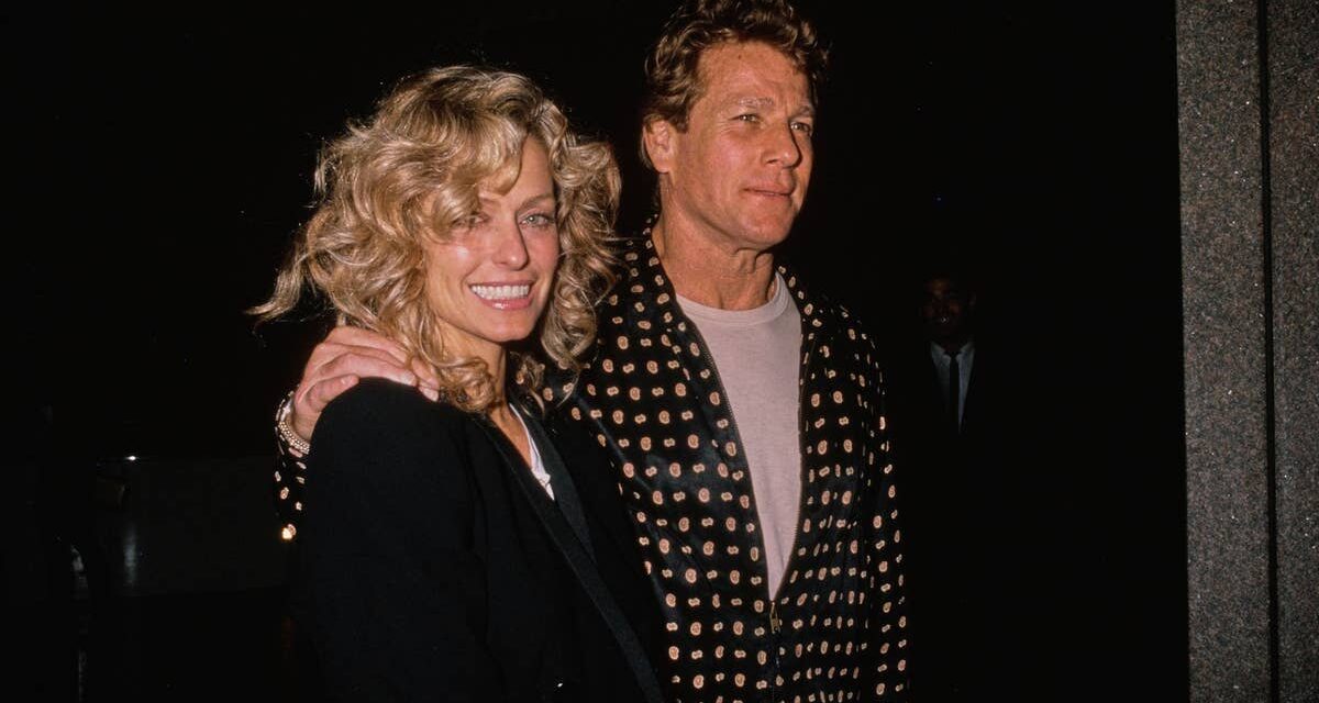 Farrah Fawcett et Ryan O&rsquo;Neal dorment à regret forcés par leur fils