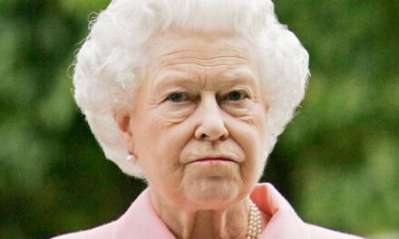 La décision surprenante de la reine Elizabeth II au château de Windsor suite à un incendie dévastateur