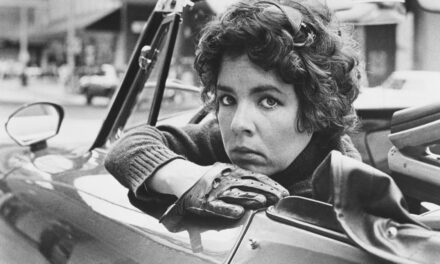 Les stars de Grease d’hier et d’aujourd’hui – découvrez leur transformation époustouflante 48 ans plus tard