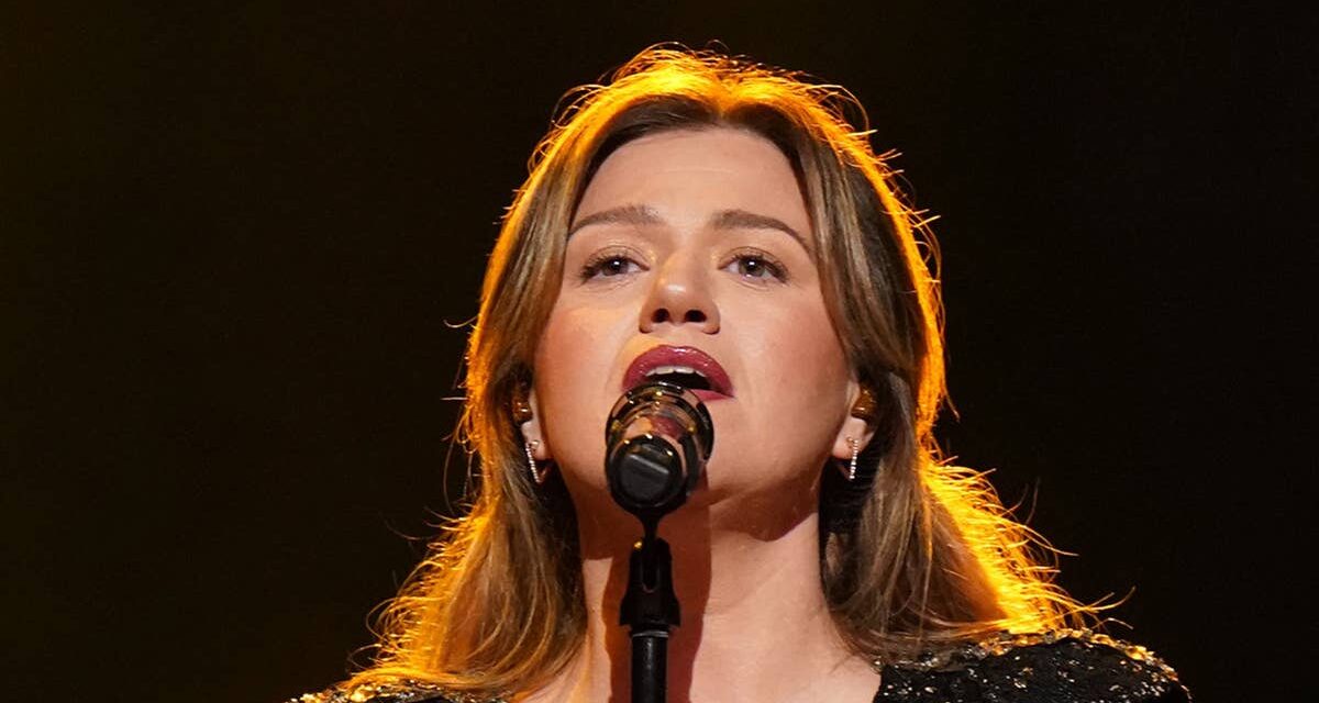 Kelly Clarkson surprend le public avec un cadeau choquant pour son 44e anniversaire – regardez maintenant
