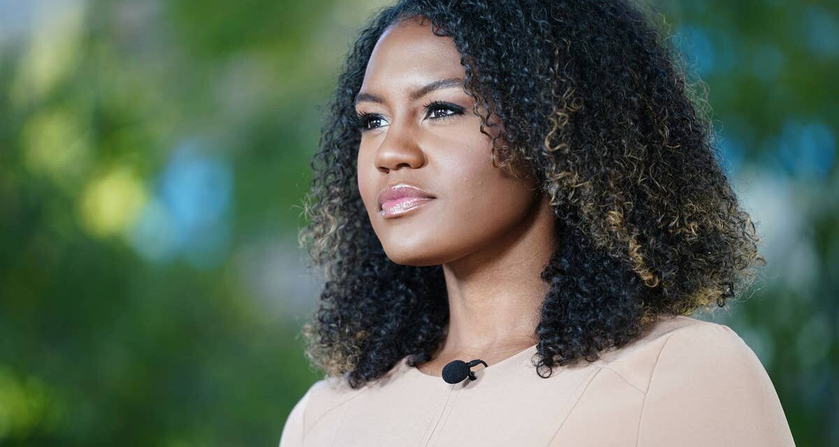 Janai Norman fait allusion à la vraie raison pour laquelle il a brusquement quitté son rôle de GMA dans une vidéo émouvante : « Je suis vraiment désolé »