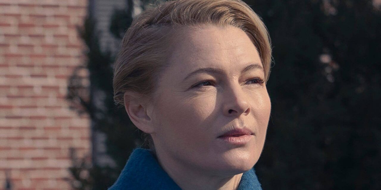 Les téléspectateurs sont devenus accros à The Testaments après une première de 3 épisodes digne d&rsquo;une frénésie