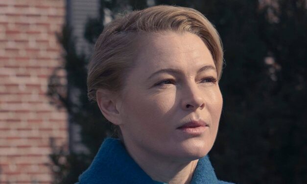 Les téléspectateurs sont devenus accros à The Testaments après une première de 3 épisodes digne d&rsquo;une frénésie