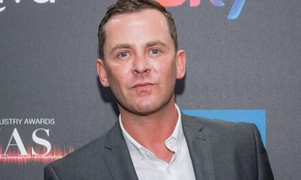 Les revers publics de Scott Mills après le limogeage choc de la BBC