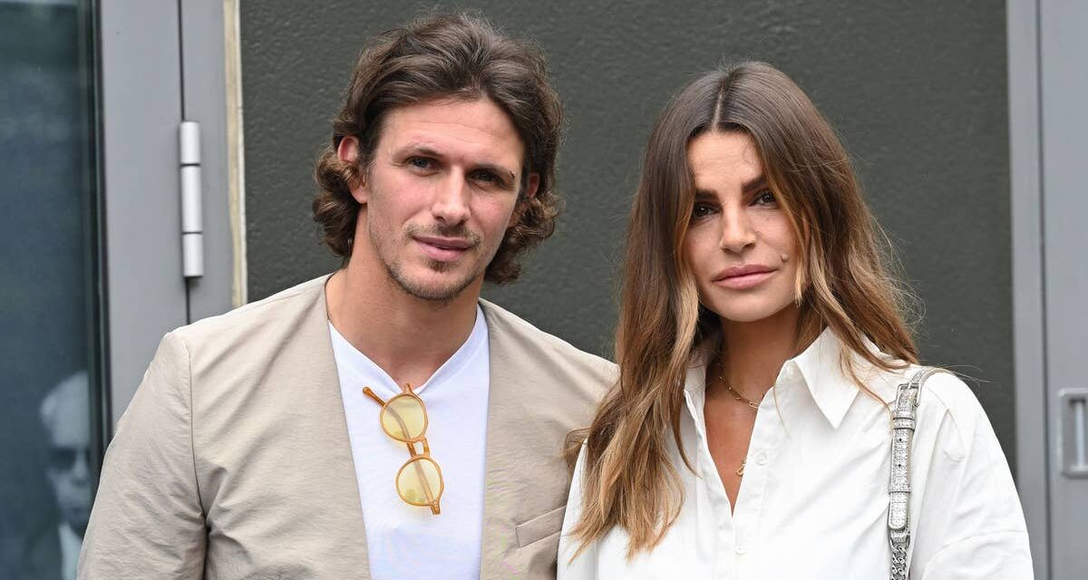 Le « cœur de l’ex-Mlle Beqiri de Jake Hall est brisé » alors qu’elle écrit un hommage après son décès