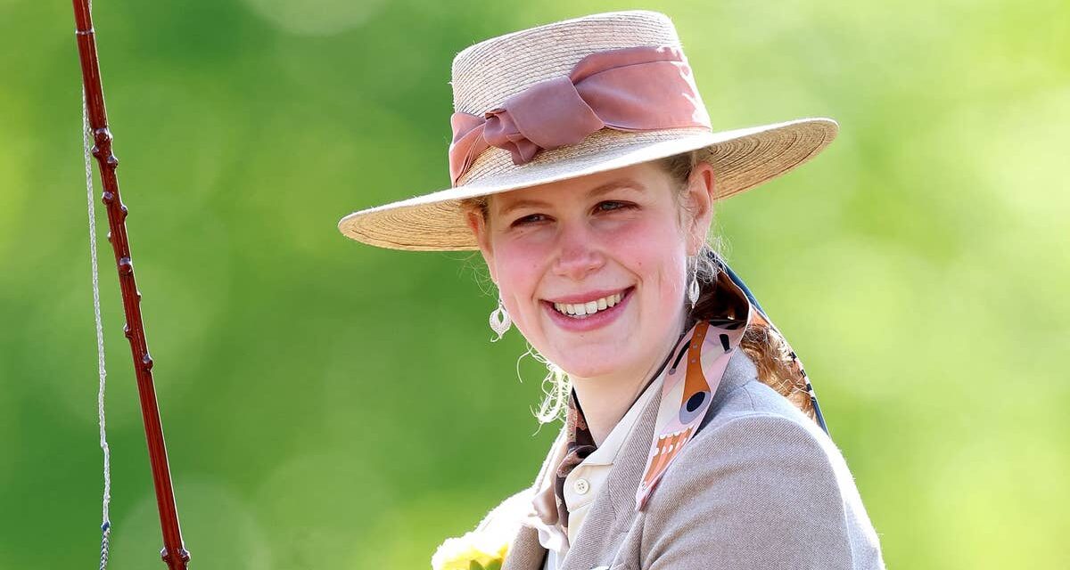 Lady Louise Windsor prend un emploi à temps partiel parallèlement à ses études universitaires – exclusif