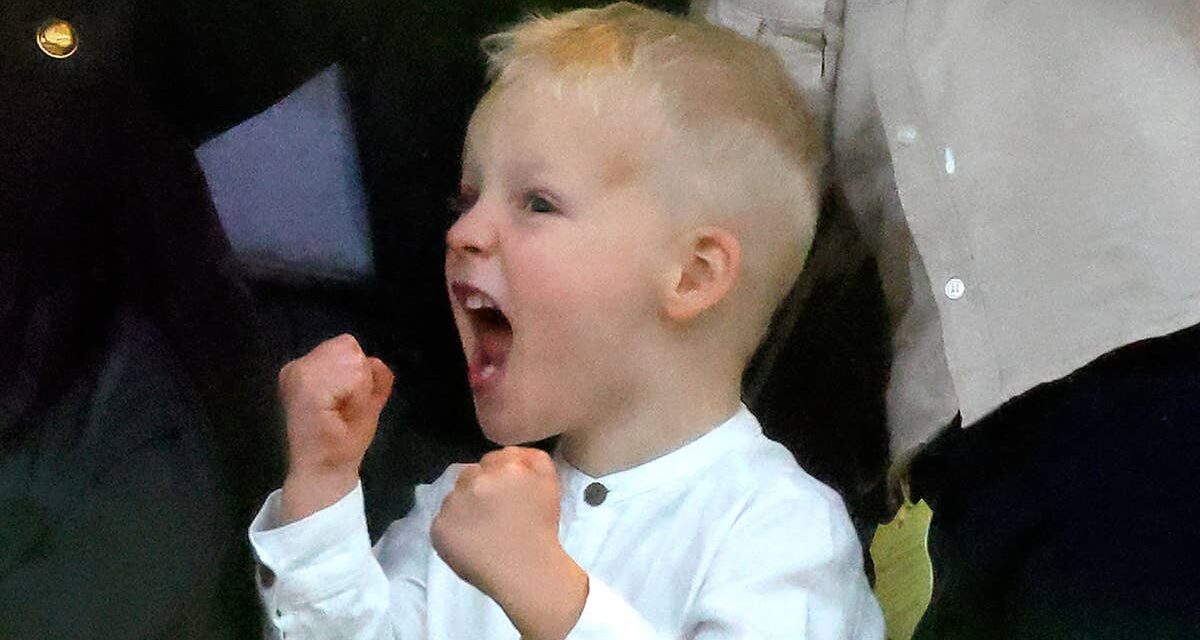 Lucas Tindall est toujours aussi énergique sur une adorable nouvelle photo