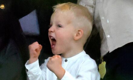 Lucas Tindall est toujours aussi énergique sur une adorable nouvelle photo