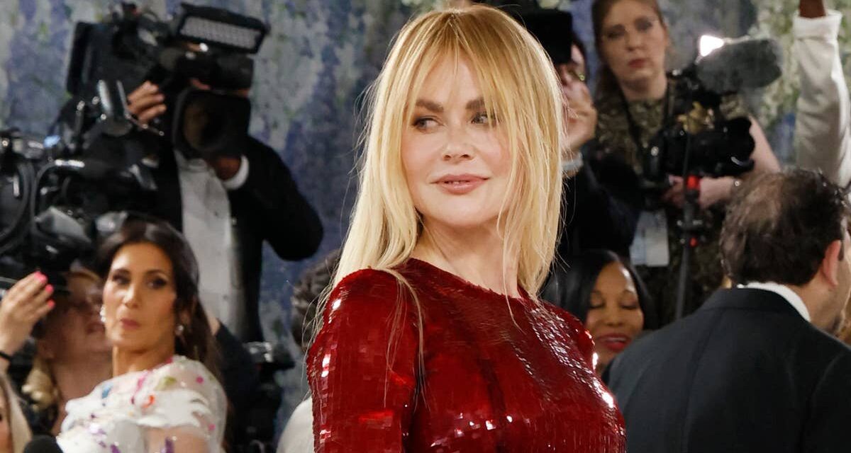 Les « belles » filles de Nicole Kidman font vibrer les boucles naturelles de leur mère sur une photo de famille inédite