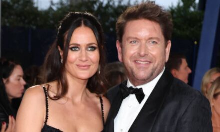 James Martin dévoile un aperçu rare du gigantesque jardin du Hampshire qu&rsquo;il partage avec sa fiancée PT