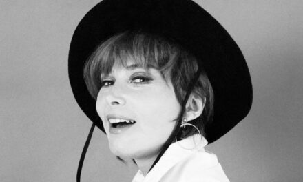 Rencontrez les deux enfants de Lee Grant, dont sa fille, une actrice très célèbre qui a joué dans Grease