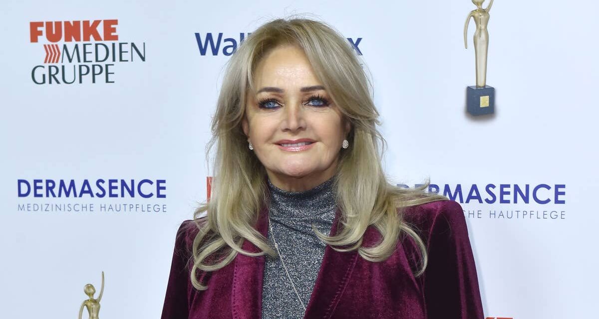 Bonnie Tyler transportée d&rsquo;urgence à l&rsquo;hôpital en raison de problèmes de santé soudains