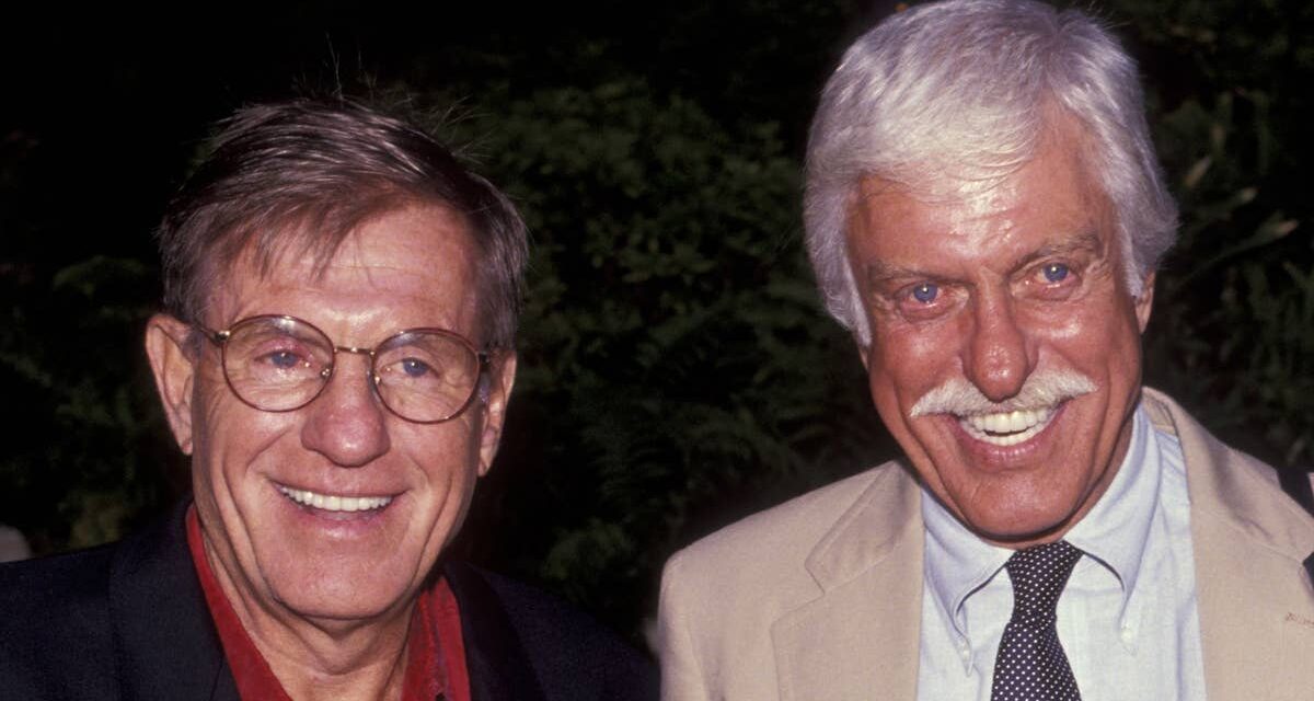 Rencontrez Jerry, le défunt frère de Dick Van Dyke – une star bien-aimée de la sitcom des années 90
