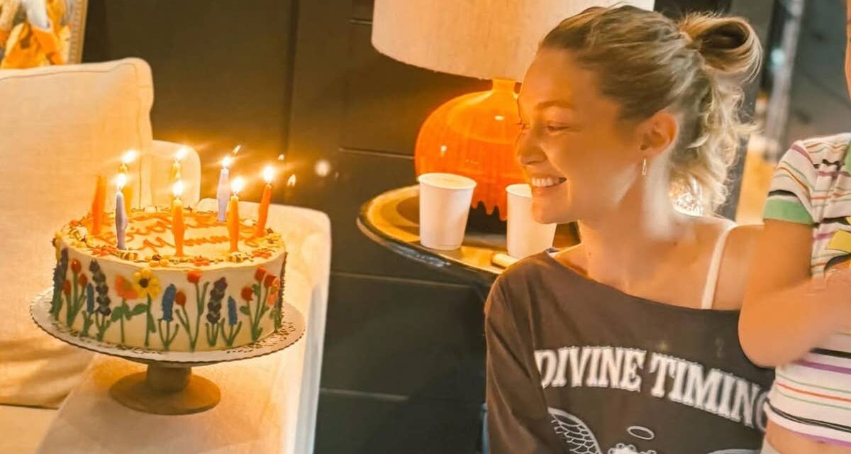 La maison de campagne de Gigi Hadid ressemble à un hôtel 5 étoiles sur de rares nouvelles photos de famille avec sa fille Khai