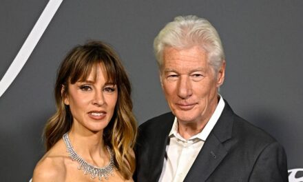 Les fils de Richard Gere ont l&rsquo;air si grands sur les rares nouvelles photos de maman Alejandra