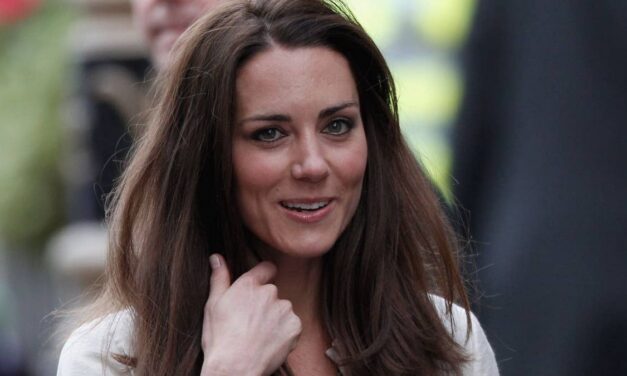 Les looks les plus habillés de la princesse Kate