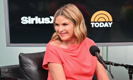 Jenna Bush Hager d&rsquo;AUJOURD&rsquo;HUI dévoile enfin l&rsquo;apparence de Devil Wears Prada 2 – avec des figurants étoilés