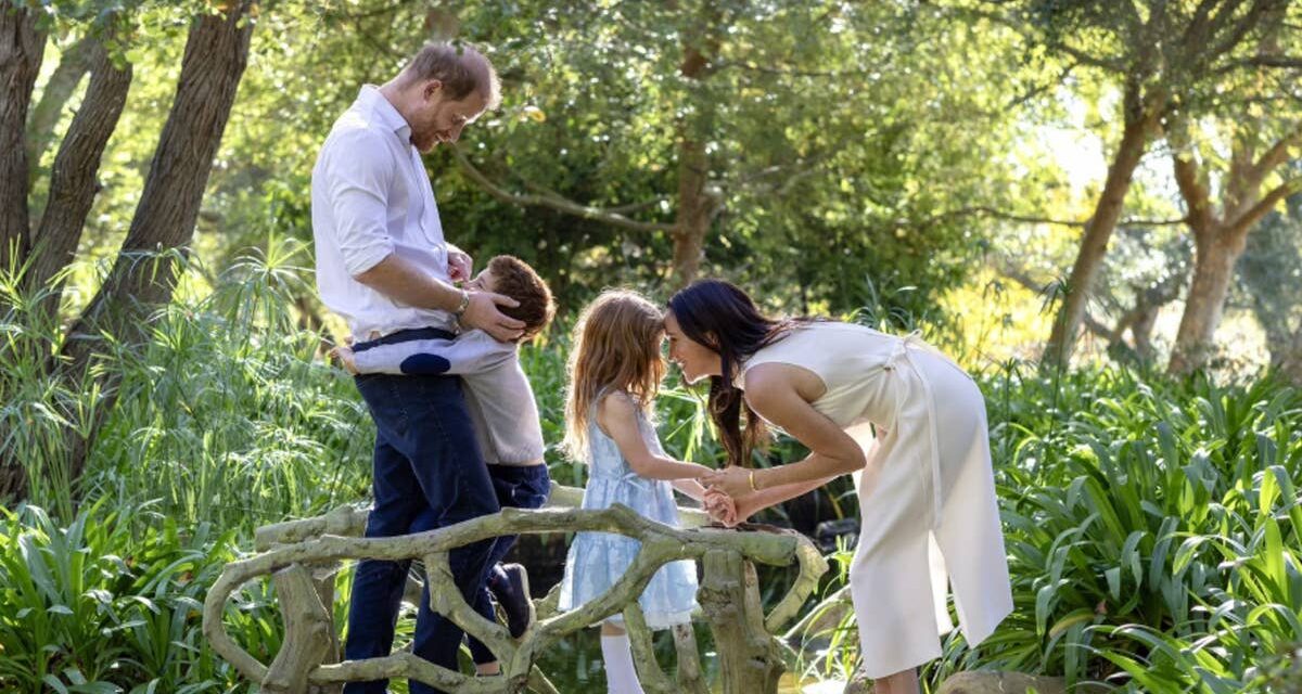 Le prince Archie et la princesse Lilibet « prospèrent » aux États-Unis