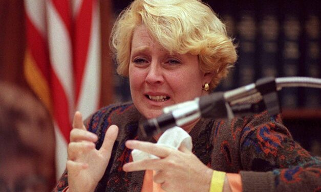 Betty Broderick, reconnue coupable du meurtre de son ex-mari et de sa nouvelle épouse en 1989, est décédée en prison à l&rsquo;âge de 78 ans.