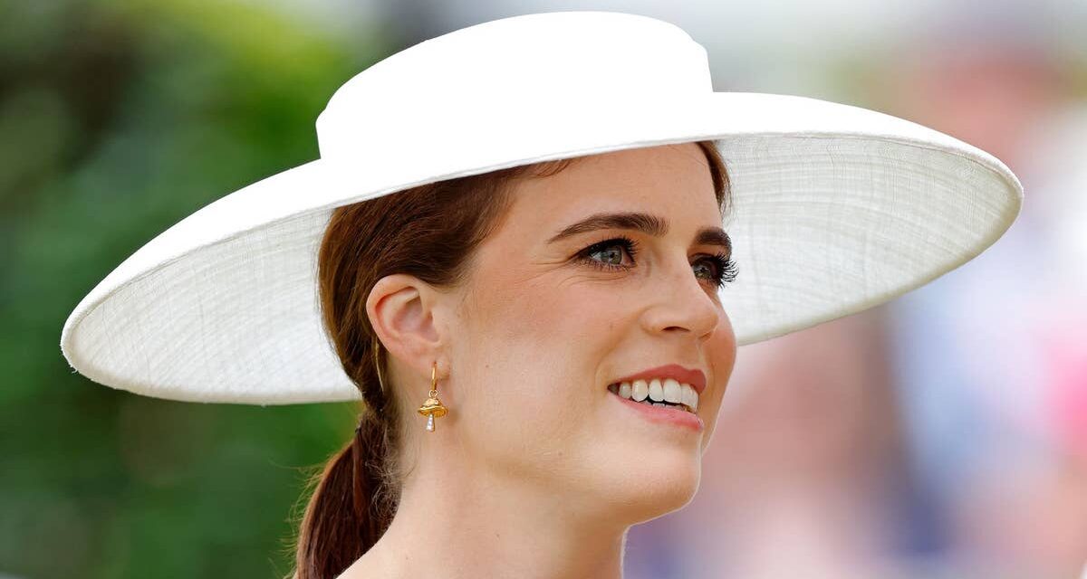 La princesse Eugénie brille dans une robe de grossesse moulante