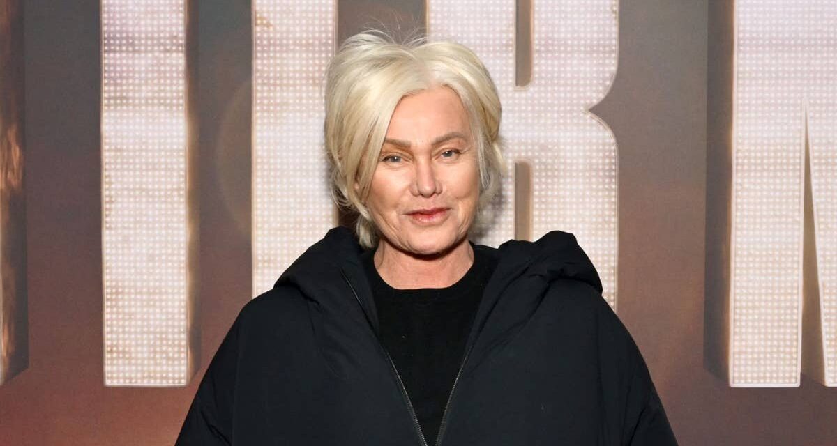 Deborra-Lee Furness partage un commentaire énigmatique après le rendez-vous controversé de son ex Hugh Jackman