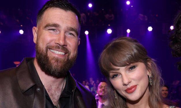 Travis Kelce fait un commentaire rare sur le prochain mariage avec Taylor Swift