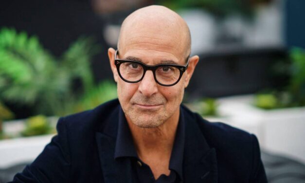 De la demande de Stanley Tucci pour Le Diable s&rsquo;habille en Prada 3 à ses difficultés financières déchirantes, l&rsquo;acteur partage tout en toute franchise