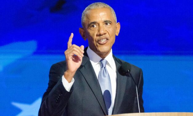 Barack Obama contraint de clarifier son affirmation selon laquelle « les extraterrestres sont réels » en direct à l&rsquo;antenne