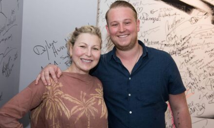 Le fils de Tatum O&rsquo;Neal dit qu&rsquo;il se blâme pour son overdose de 2020 dans une lettre émouvante pour la fête des mères