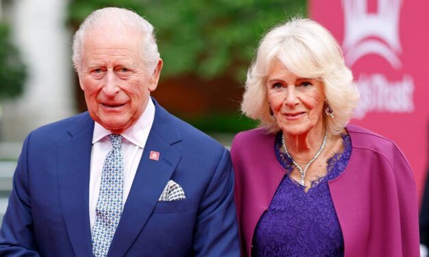 Amal Clooney partage ses conseils de maquillage avec la reine Camilla aux King&rsquo;s Trust Awards
