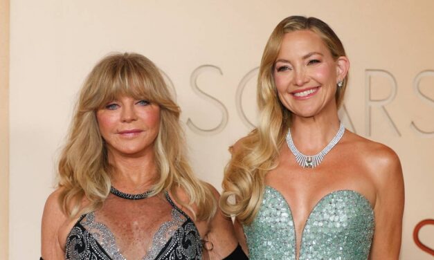 La réprimande inattendue de Goldie Hawn en 3 mots alors qu&rsquo;elle détruisait la folle fête à la maison de Kate Hudson, alors adolescente, laisse les fans hystériques