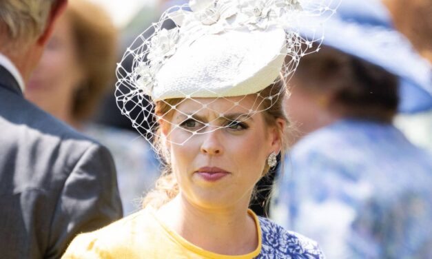 La princesse Béatrice reçoit de tristes nouvelles de sa vie antérieure